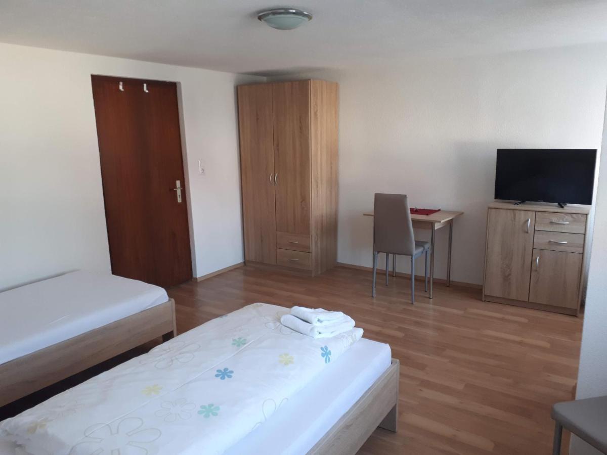 Monteurhotel B27 Rottweil Eksteriør bilde
